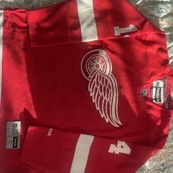 Mens Red Wings Hockey Jersey Size Xl 
