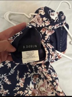 B. Darlin Navy Floral Dress