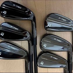 Taylormade P(contact info removed) Black Iron set 5-pw / Dynamic Gold 105 VSS S200