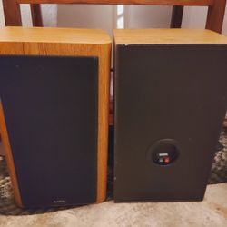 2 Infinity RS 3000 2 Way Speakers  