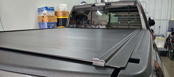 Retrax Locking Retractable Bed Cover – Ram 1500 (for 6.4 foot Bed)
