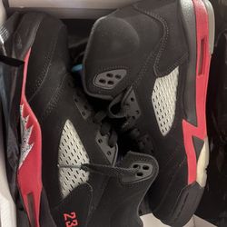 Jordan 5 Retro Red Fire Metallic Grape  