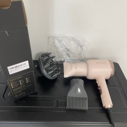 Wavytalk Professional Hair Dryer with Diffuser & Comb Attachment – NEW