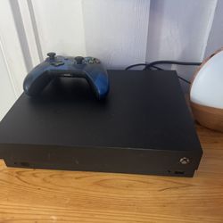 Xbox One X 