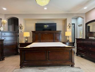 King size bedroom set Ashley Porter