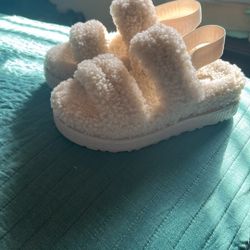 Uggs Oh Yeah Slides