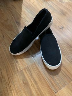 Old Navy slip-on sneakers - size 7.5