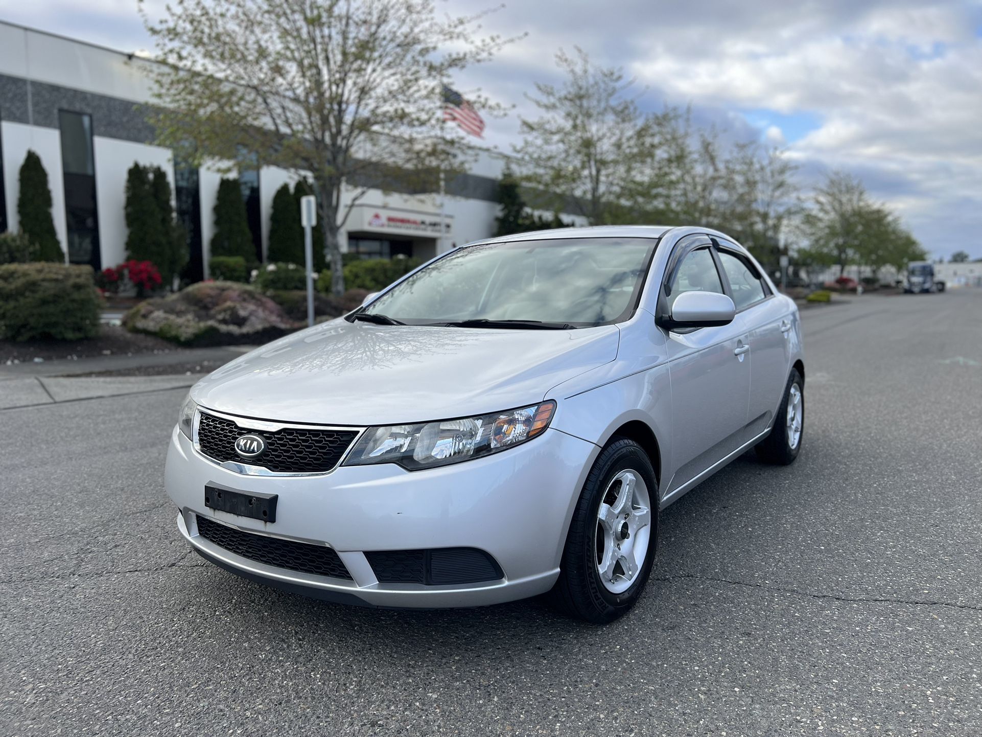 2011 KIA FORTE LX