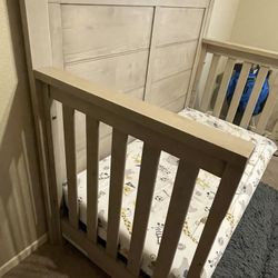 Baby Crib 