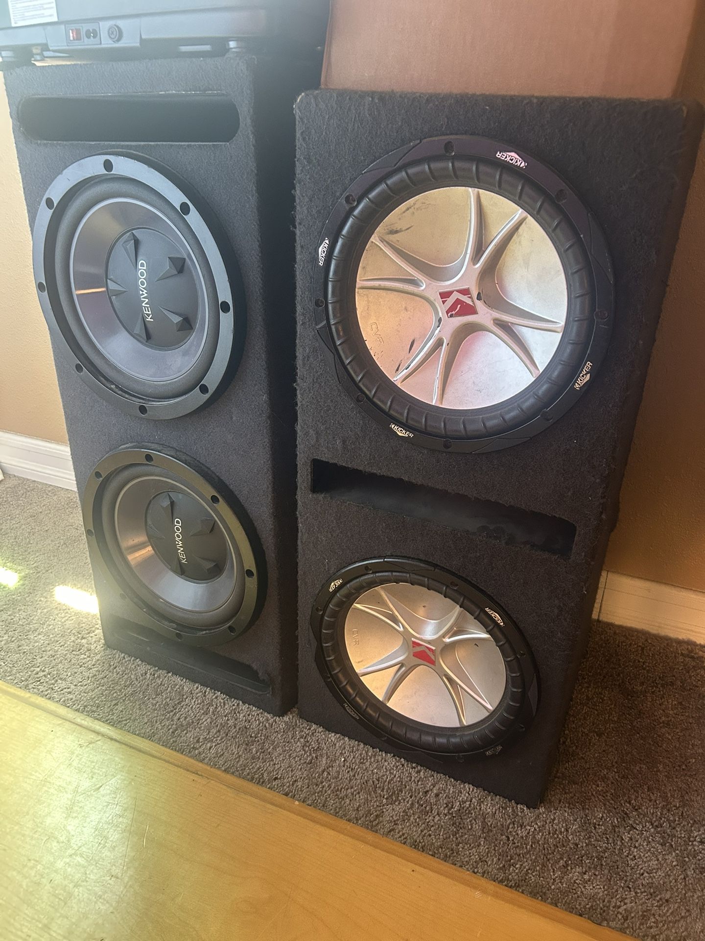 Cualquiera De Estos Cajones De Bocinas X $250. O Mejor Oferta