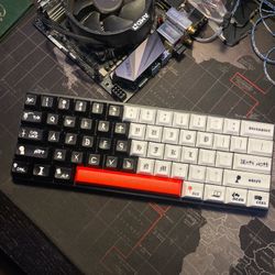 Hotswap Custom Mechanical Keyboard With Deathnote Theme Keycaps