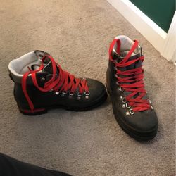 Raichle Mountaineering Boots