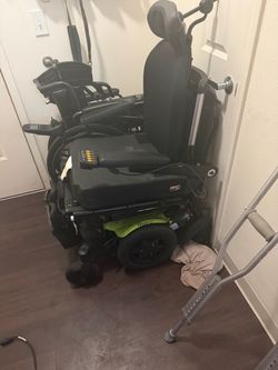 Electric wheelchair
