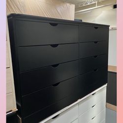 8 drawers dresser / Eight drawers dresser