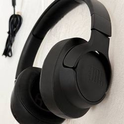 JBL TUNE 750BTNC Wireless Over-Ear Headphones with Noise Cancellation 
