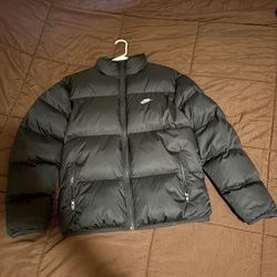 Nike Puffer Jacket 