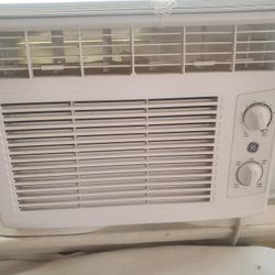 GE Windoo AC Unit, 5,000 BTU