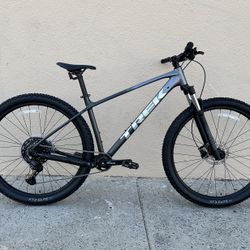 BRAND NEW Trek Marlin 6 Gen 3 Mountain Bike 