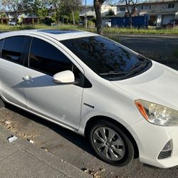 Toyota Prius C