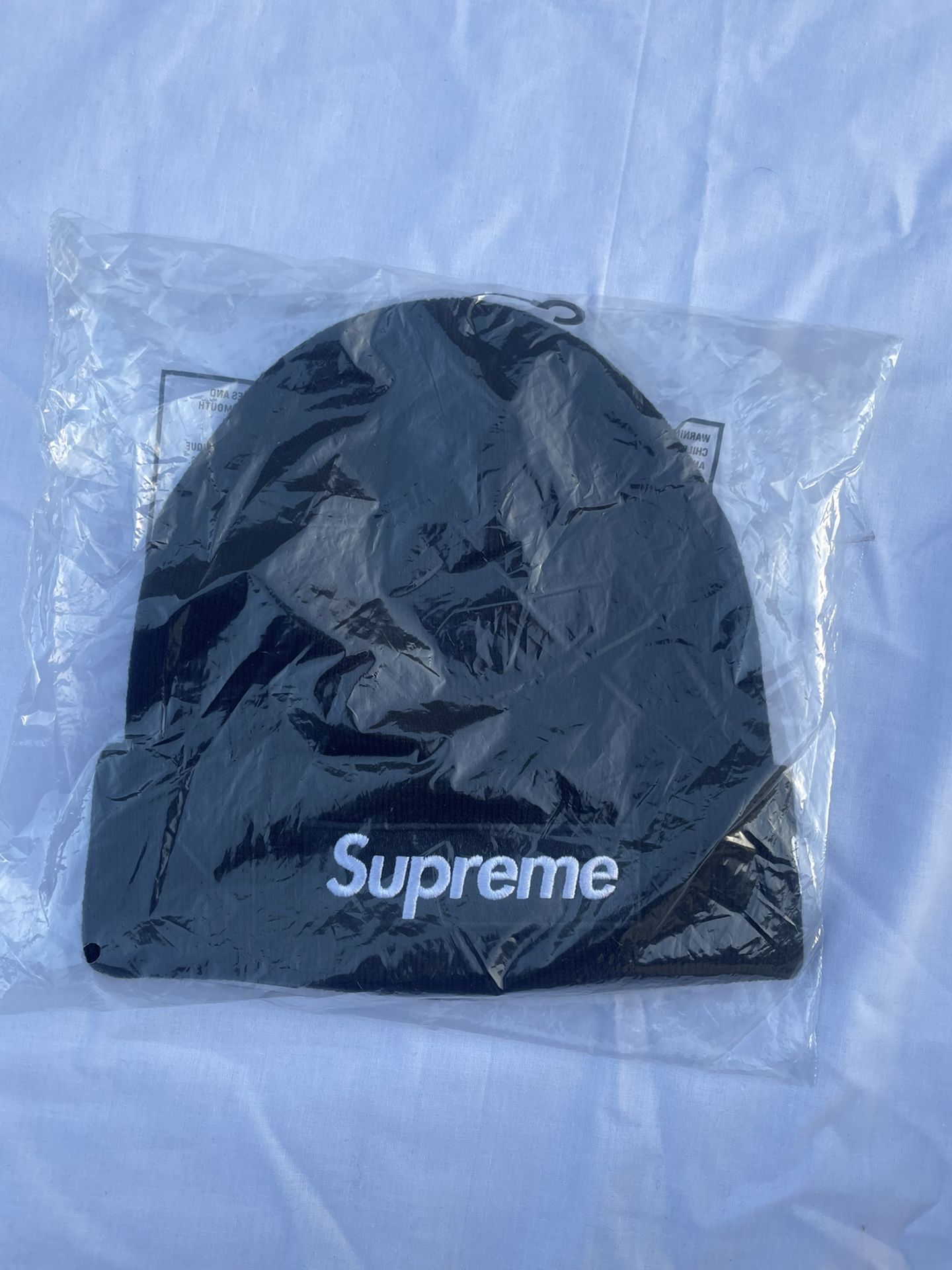 Supreme New Era Boxlogo Beanie Black