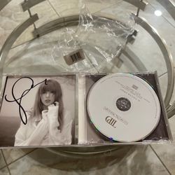 Taylor Swift The Tortured Poets Department CD Hand Signed Photo Insert