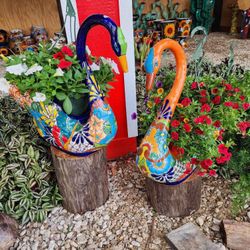 Mexican pottery, Talavera swans 