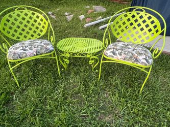 Vintage Wrought Iron Patio/Balcony/Porch Set