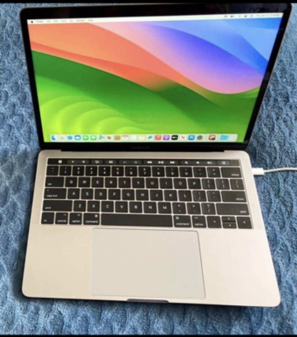 MacBook Pro 13” Touchbar With Editing And Music Production Software