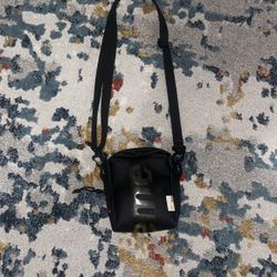 Supreme Neck Pouch (SS21)