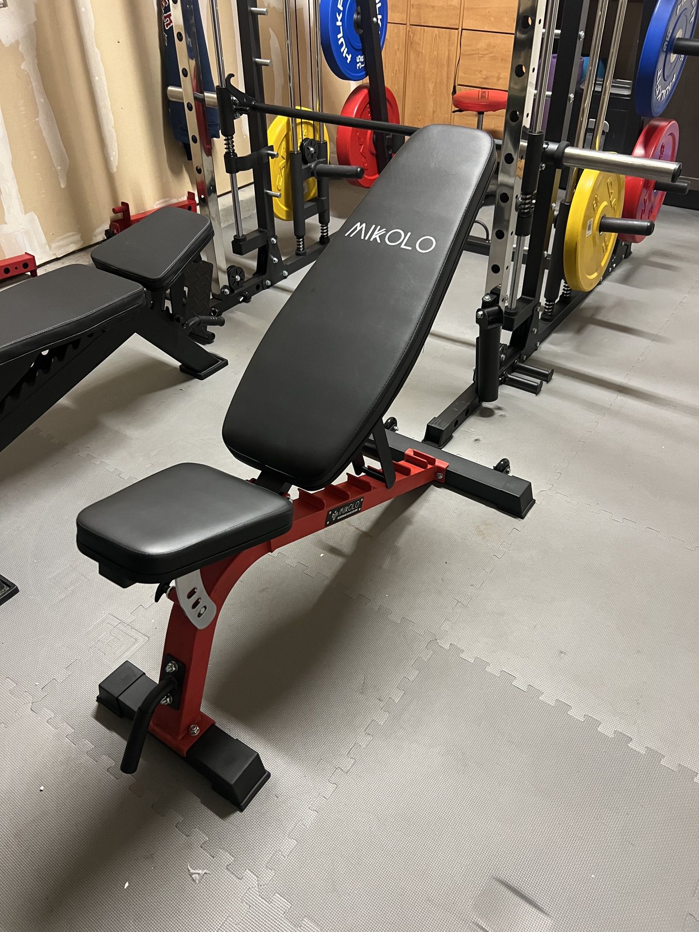 Mikolo Weight Bench