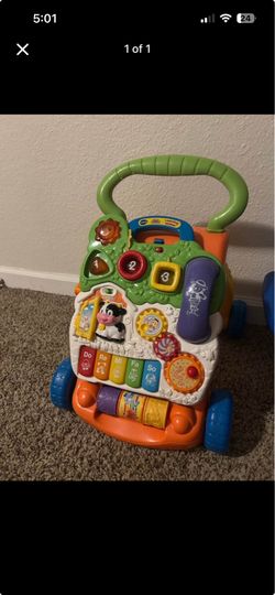 Baby walker and interactive toy vtech