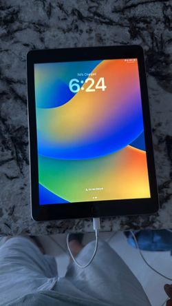 iPad 6th generation 128 gb