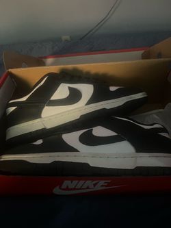 Panda dunks