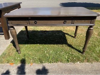 *FREE* Solid Wood Desk