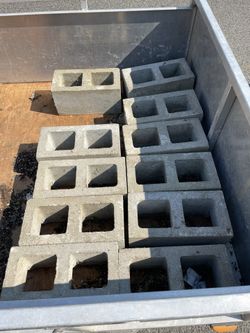 Cinder blocks For Sale