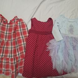 Girl's Outfits, Size 2T & 3T, excellent conditions $5 Each