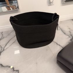 STORAGE/LAUNDRY BASKET 