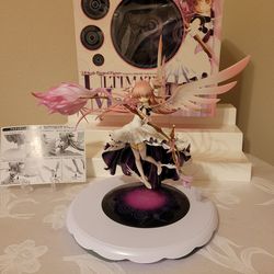 Ultimate Madoka Collectible Figureen
