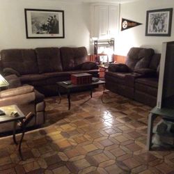 Reclining Sectional With Single Seat Recliner