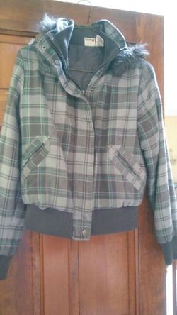 Like new Mudd coat sz L