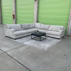 *Free Delivery* Ashley Sectional Couch Sofa
