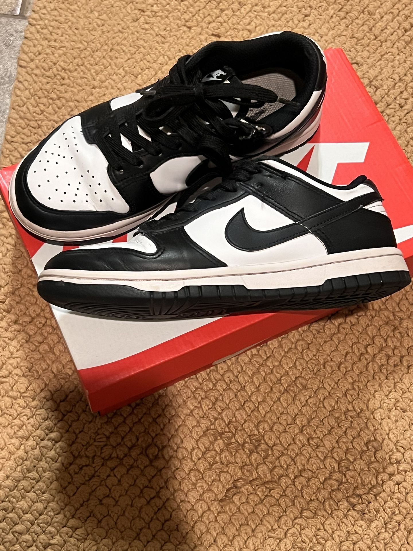 Nike Dunk (pandas)