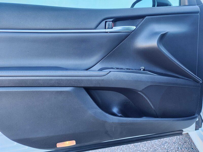 2020 Toyota Camry XLE V6