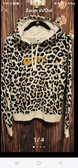 Nike hooded sweatshirt