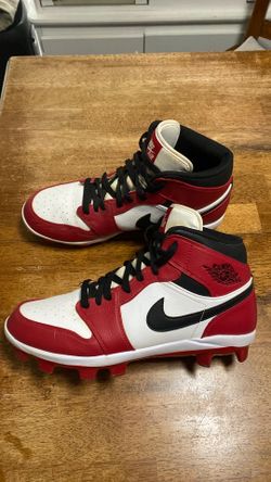 Jordan baseball cleats !!!!! Size 10 1/2