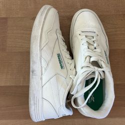 Reebok Size 7.5 Woman’s Shoe