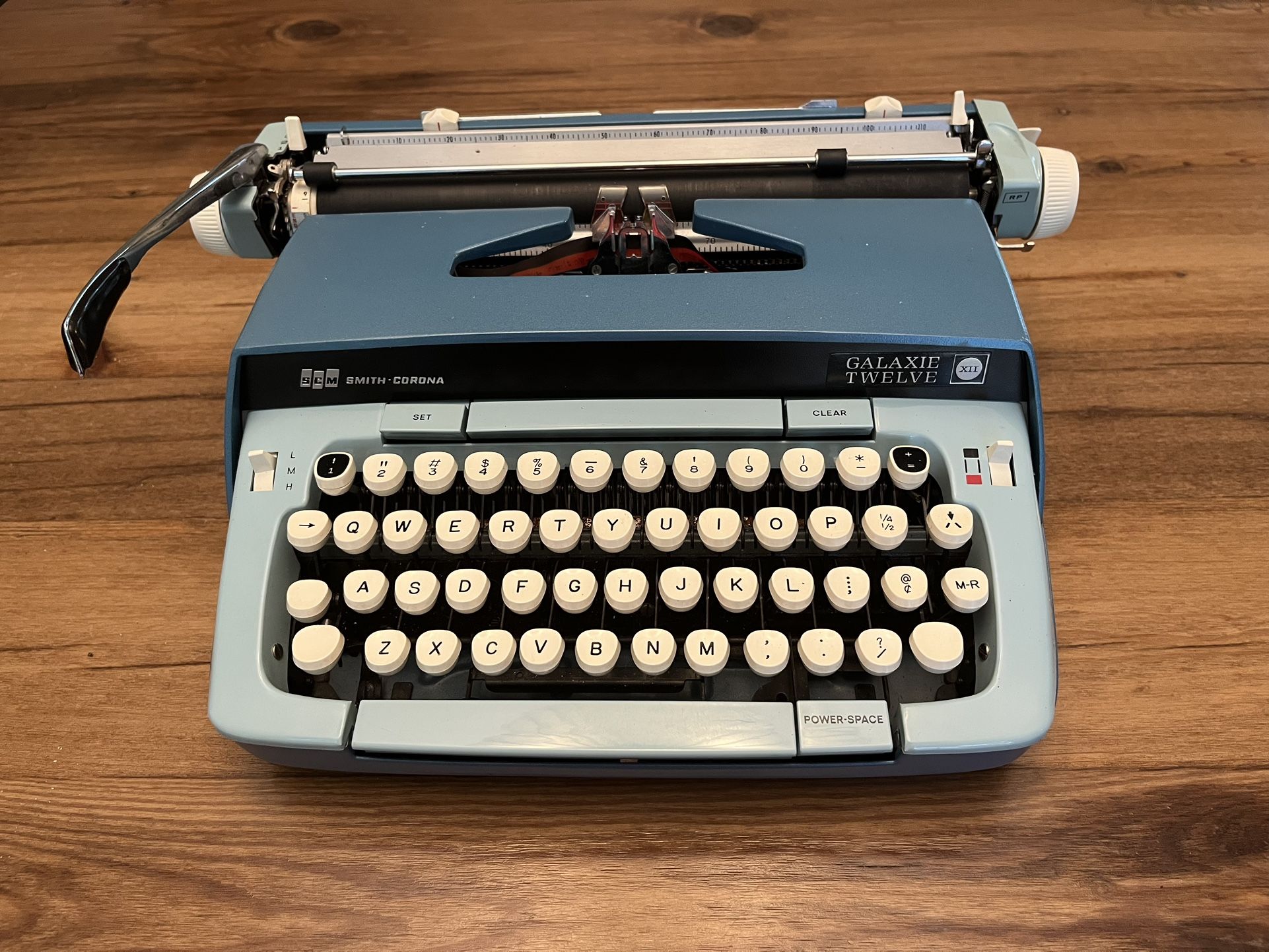 1970s Vintage Smith-Corona Manual Typewriter 