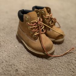 Boys Timberlands 