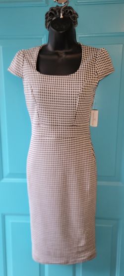 Windsor SLOAN SQUARE-NECK SHEATH DRESS Women's Dress Size SMALL BRAND NEW WITH TAGS PAID $29.00 +Tax
