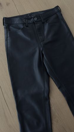 Leather pants 
